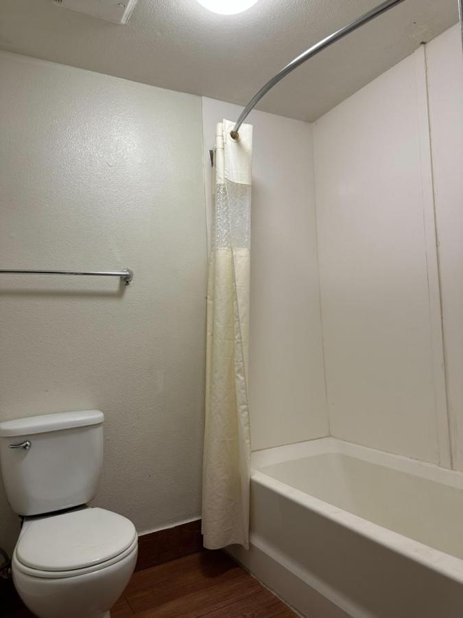 Beachside Inn Anaheim Extérieur photo